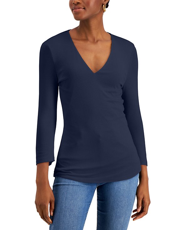 Blusa de canalé con escote en V