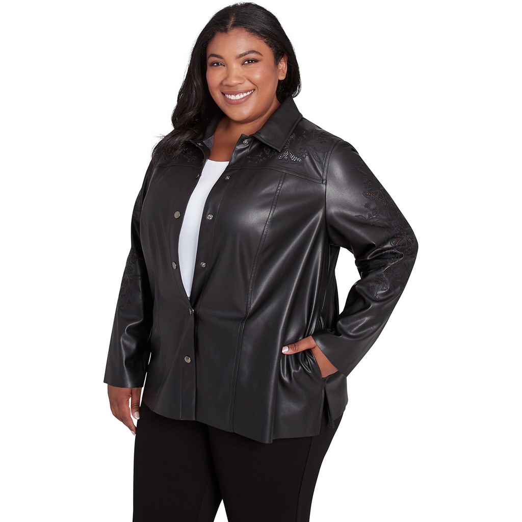 Chaqueta  con bordados florales