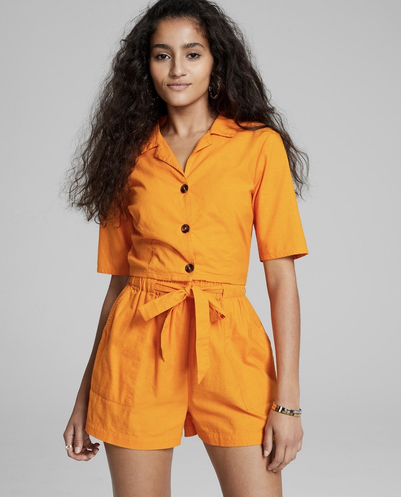 Blusa con botones tipo campamento