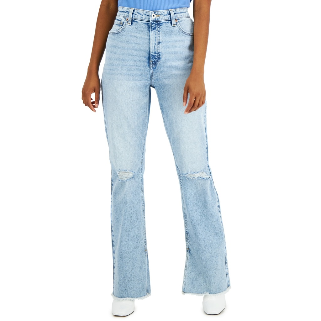 Jeans ajustados acampanados