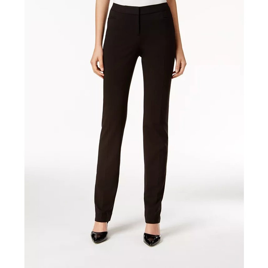 Pantalones rectos modernos