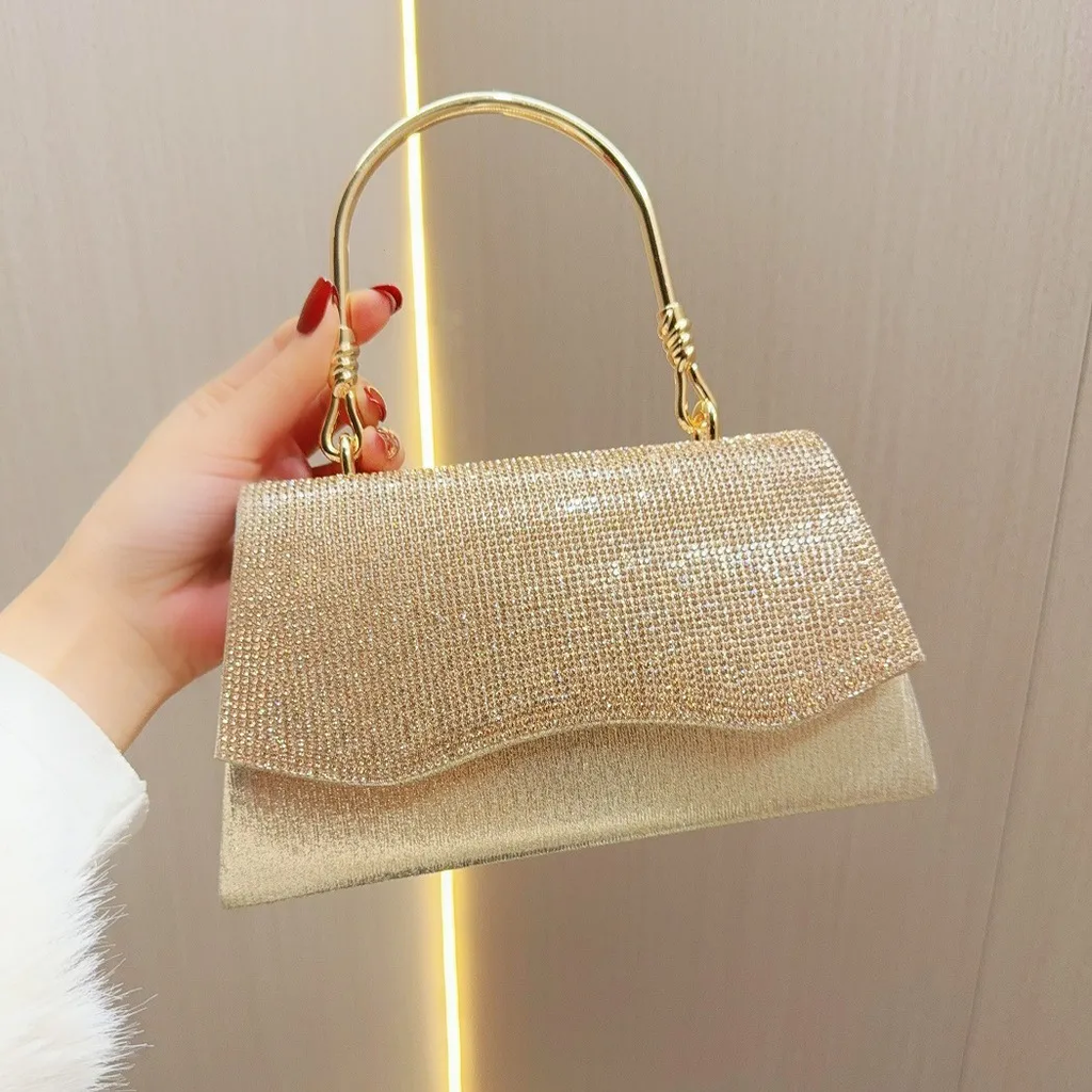 Bolso de mano con diamantes