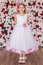 Vestido con pétalos y lentejuelas