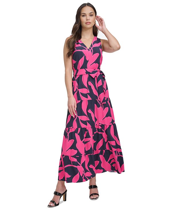 Vestido midi en capas con cinturón