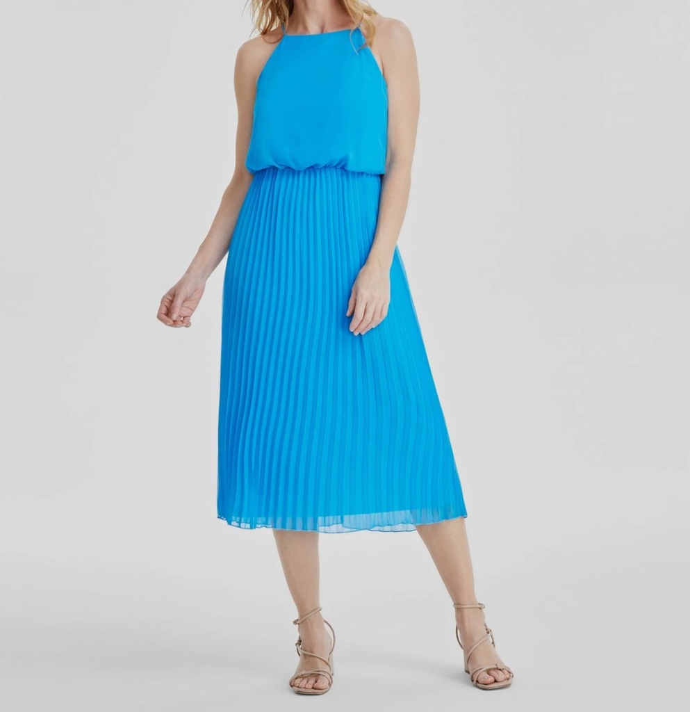 Vestido halter de falda plisada