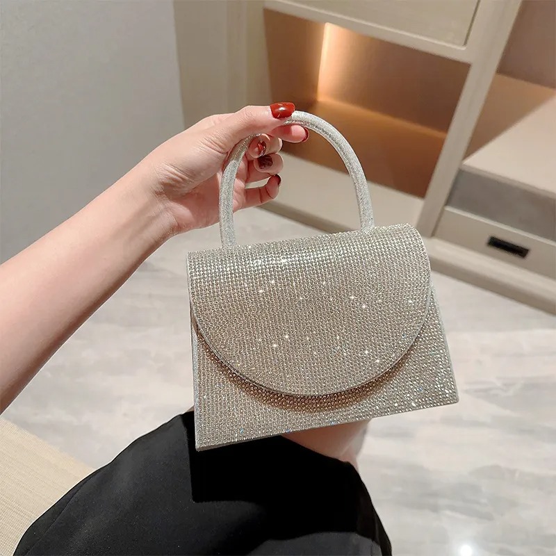 Bolso de fiesta con diamantes
