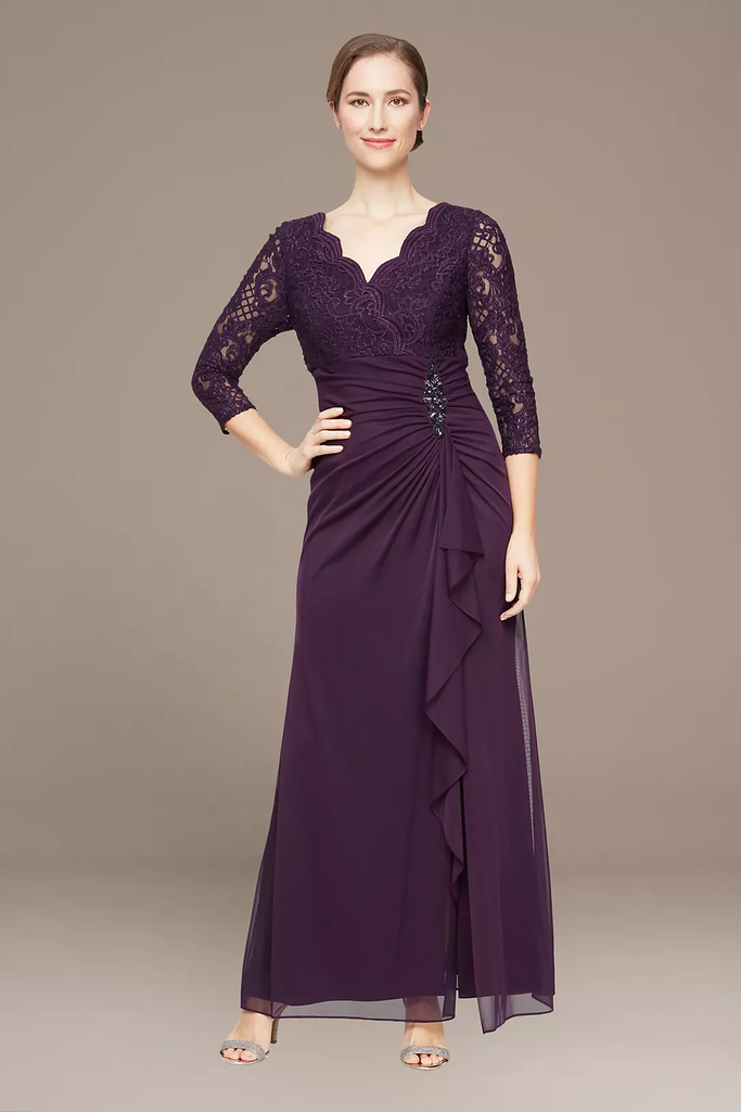 Vestido con cintura imperio y encaje