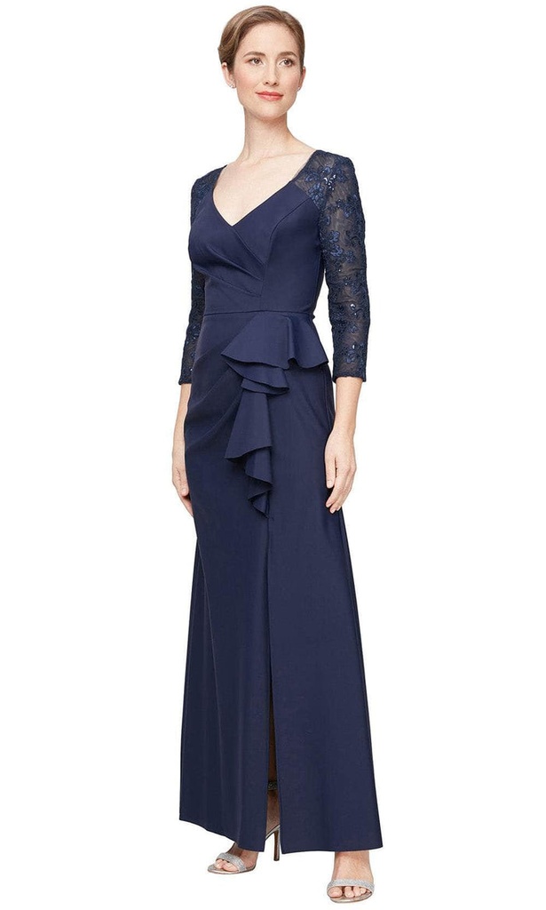 Vestido con mangas ilusión bordadas