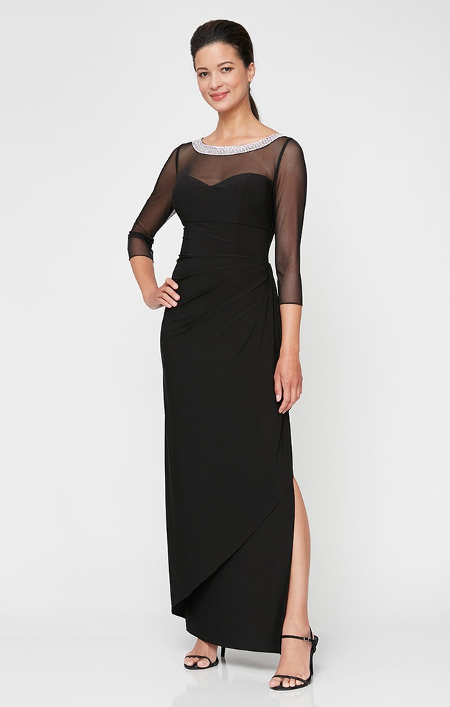 Vestido con escote adornado (copia)