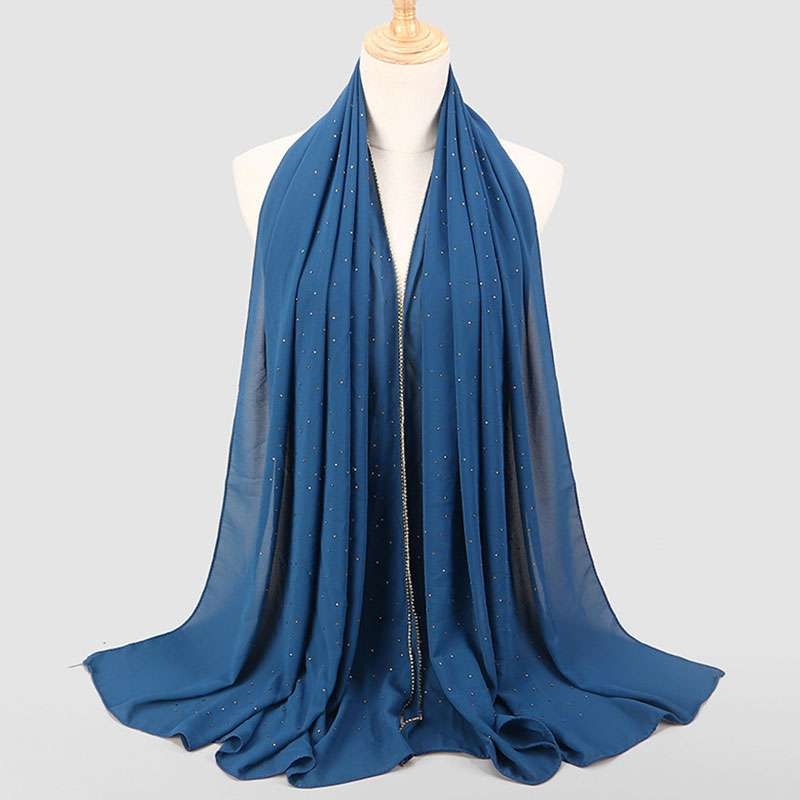 Chal estilo Hijab con diamantes