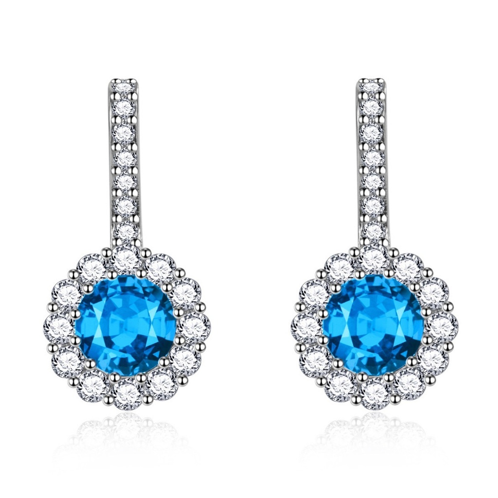Aretes colgantes con diamantes