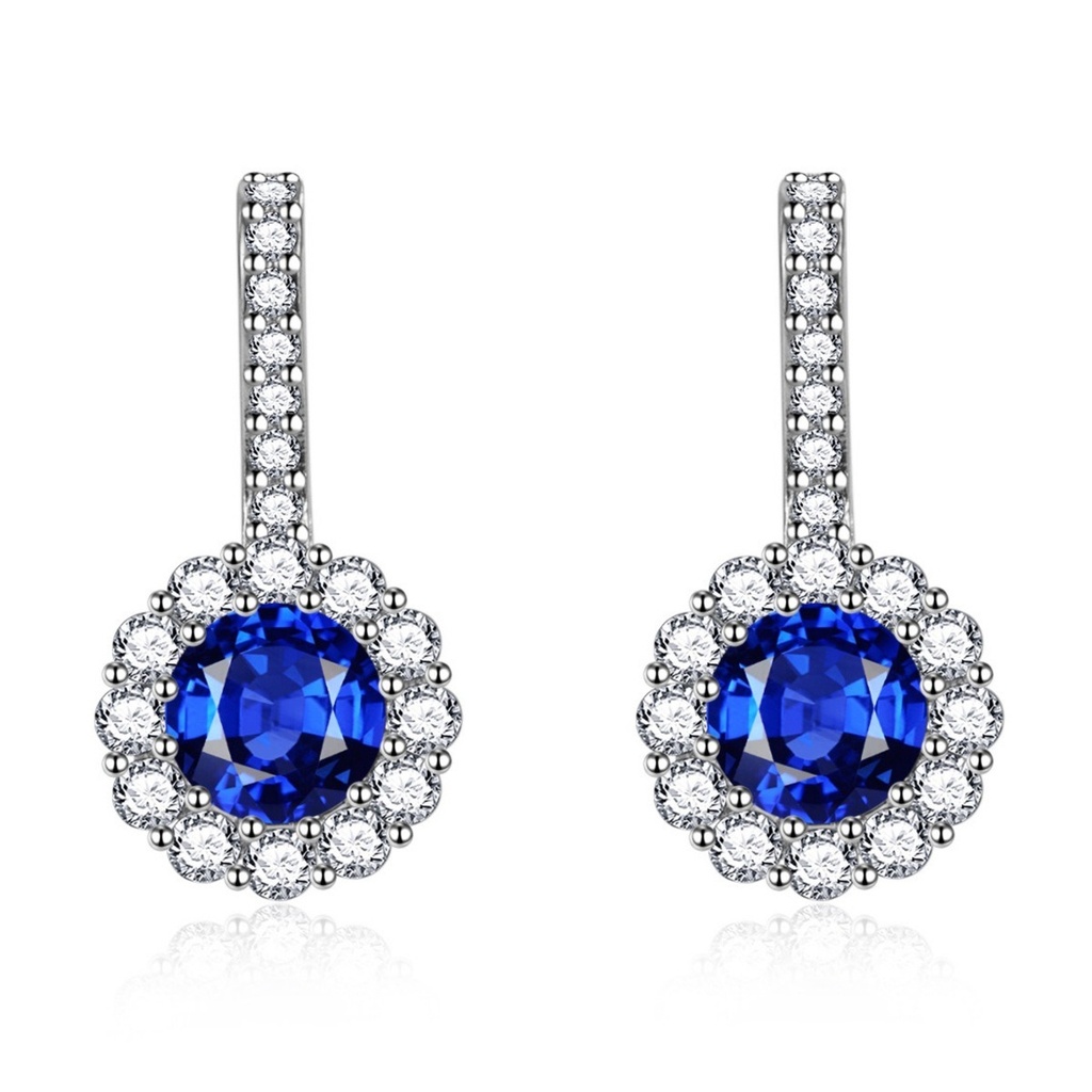 Aretes colgantes con diamantes