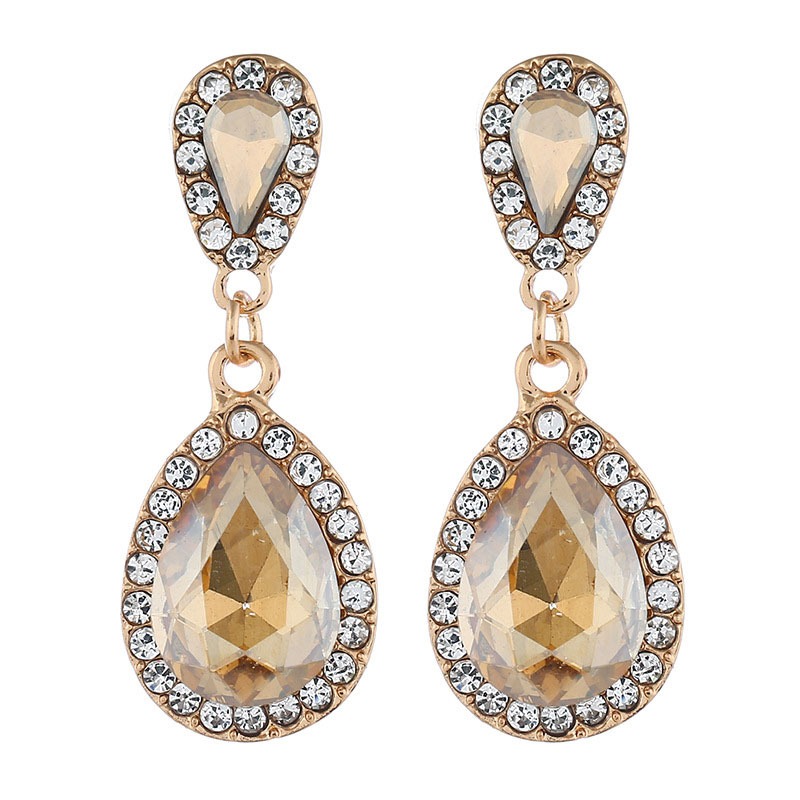 Aretes con diamantes de gota de agua (copia)