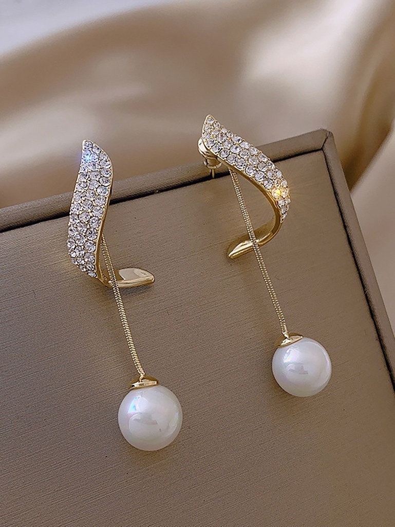 Aretes colgantes con pedrería (copia)
