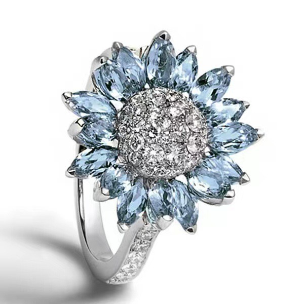 Anillo giratorio con circonitas (copia)