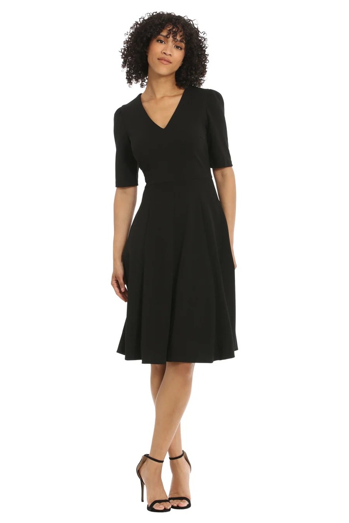 Vestido sólido de falda acampanada