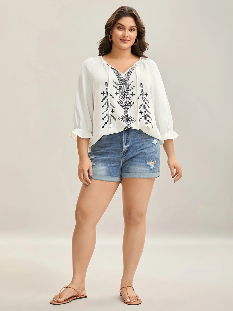 Blusa con escote de borlas