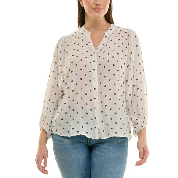 Blusa con estampado de puntos