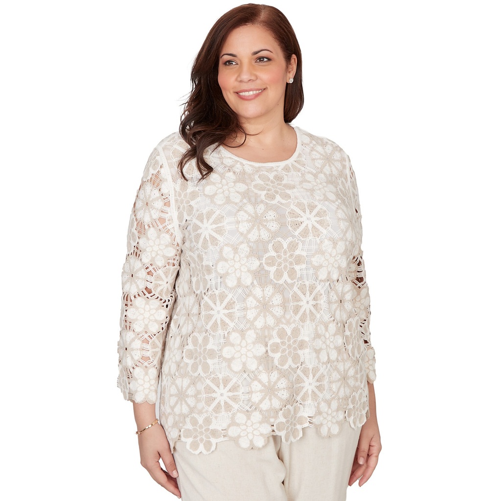 Blusa de crochet floral