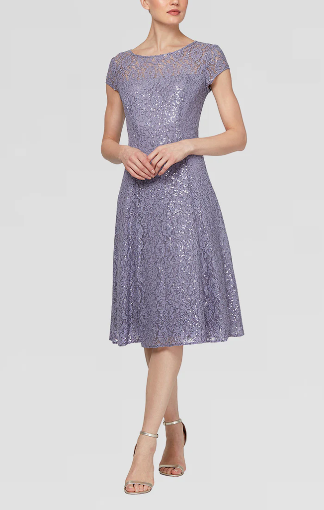 Vestido de encaje con lentejuelas