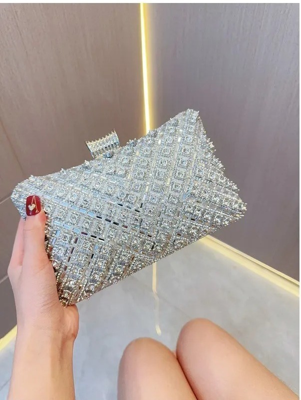 Bolso de fiesta con pedreria