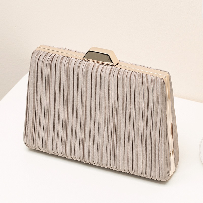 Clutch de mano vintage de terciopelo