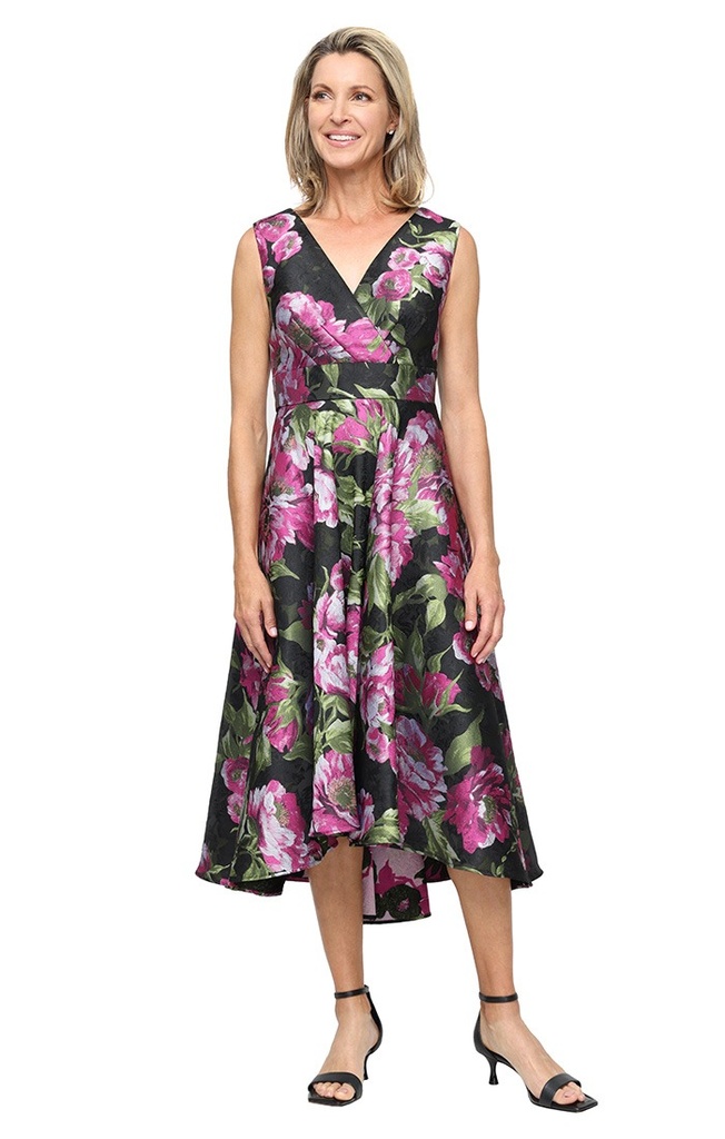 Vestido con escote cruzado floral