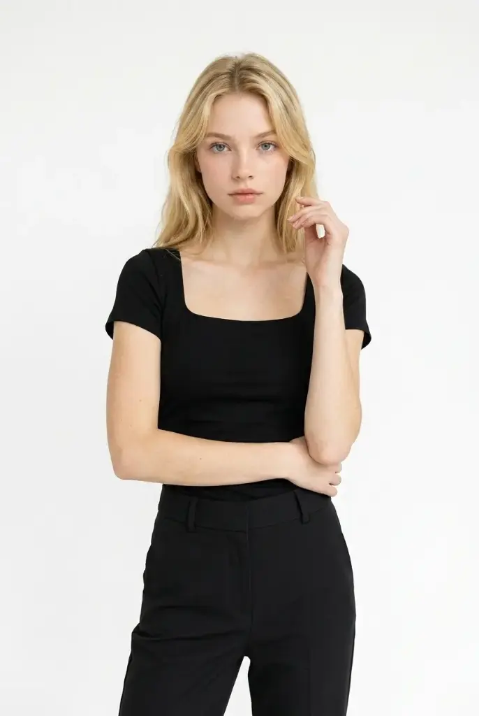 Blusa sólida con escote cuadrado