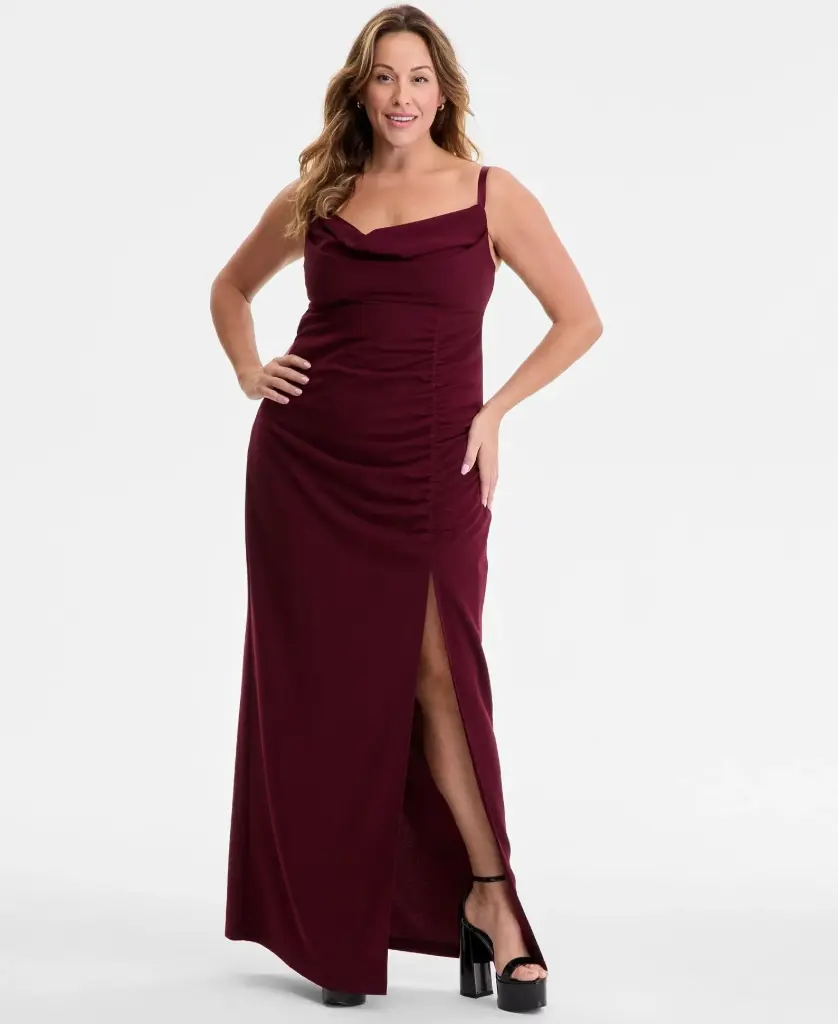 Vestido formal con fruncido lateral 