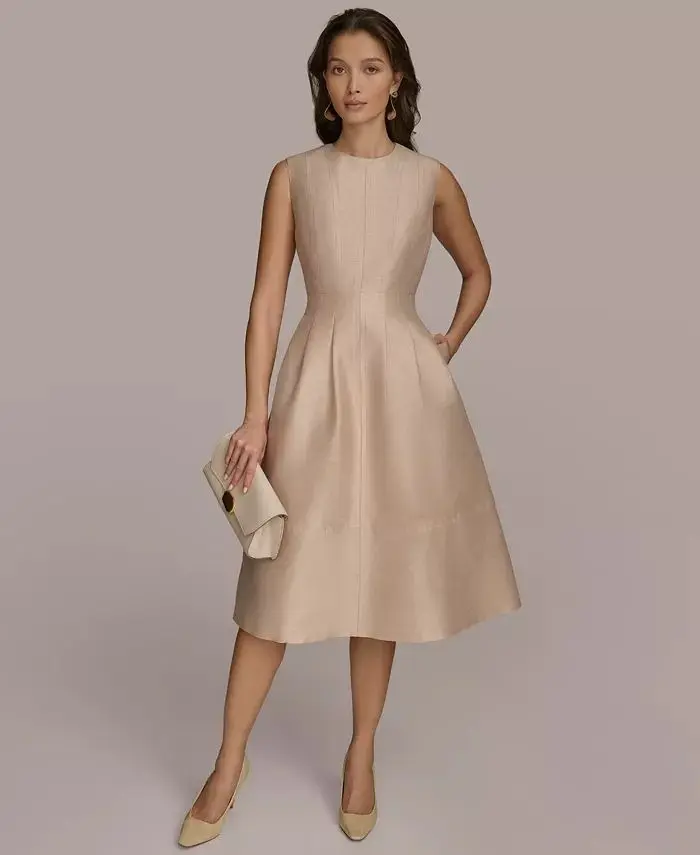 Vestido midi con falda amplia 