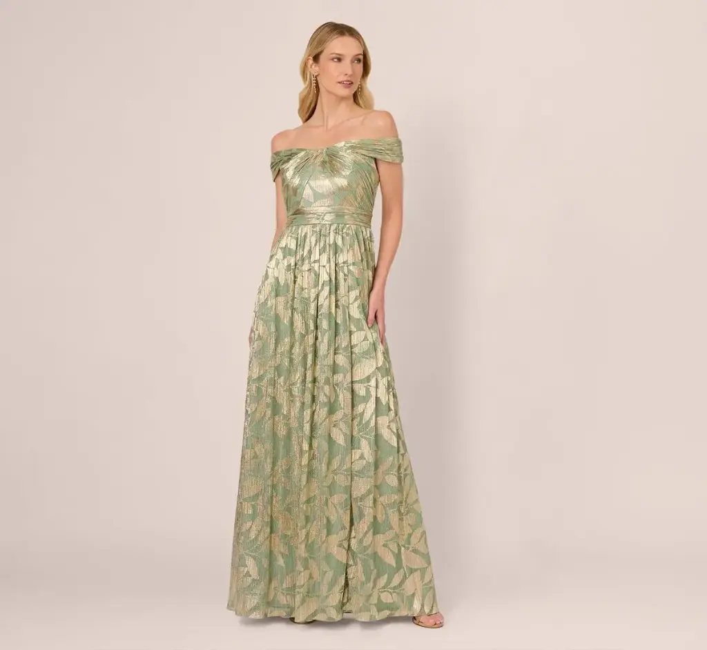 Vestido con estampado metálico 