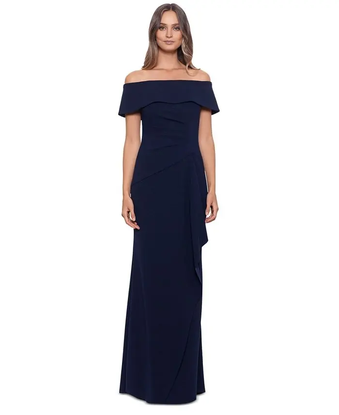 Vestido con hombros descubiertos 