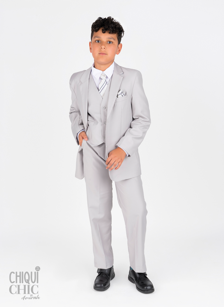 Traje con pantalón de 5 piezas