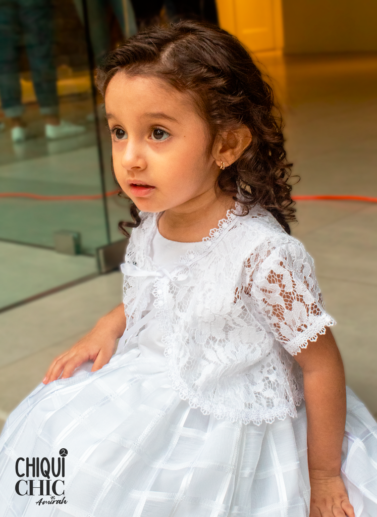 Bolero de encaje de manga corta