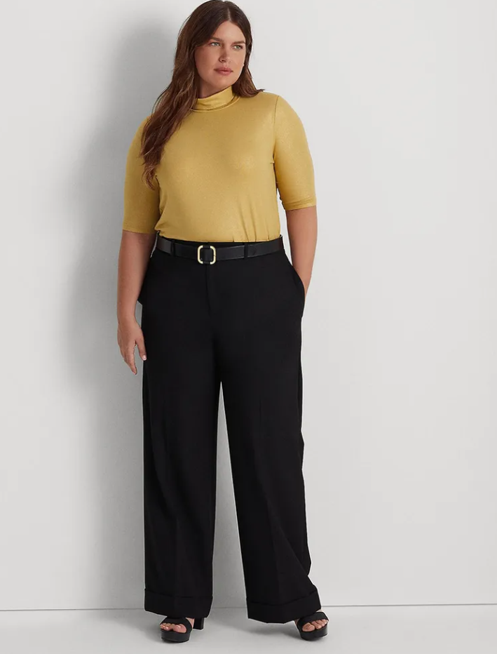 Blusa de cuello alto metálica