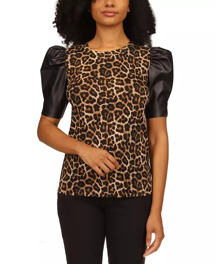 Blusa con mangas de cuero sintetico