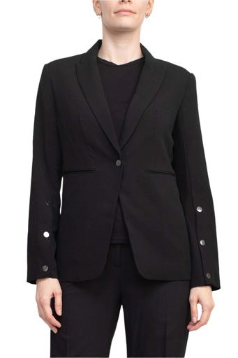 Blazer con botones en las mangas