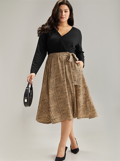 Vestido midi con estampado geométrico