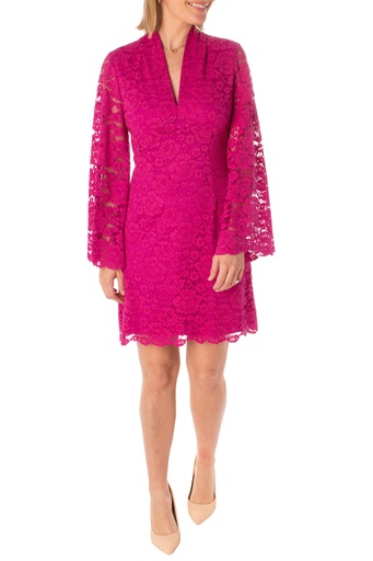 Vestido de coctel de encaje floral
