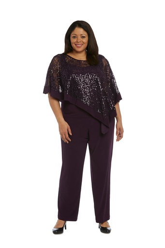 Traje con pantalón con poncho asimétrico