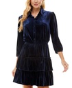 Vestido de terciopelo con vuelos