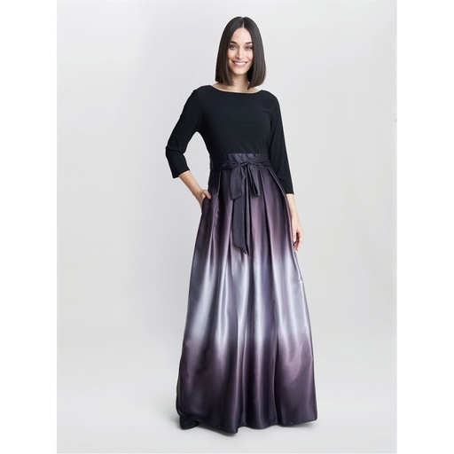 Vestido con falda plisada y degradado