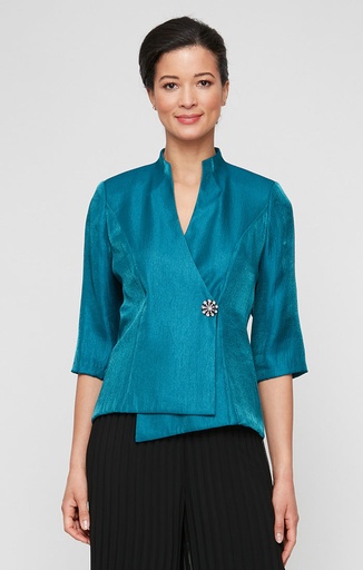 Blusa con dobladillo asimétrico