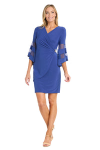 Vestido cruzado con mangas acampanadas