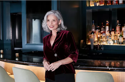 Blusa de terciopelo asimétrica