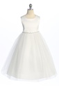 Vestido de tul con ribete de diamantes