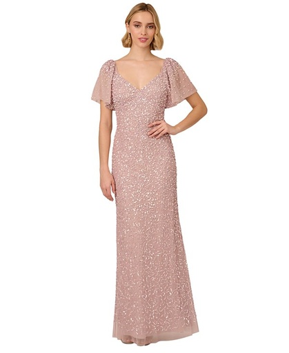 Vestido de malla con lentejuelas y cuentas