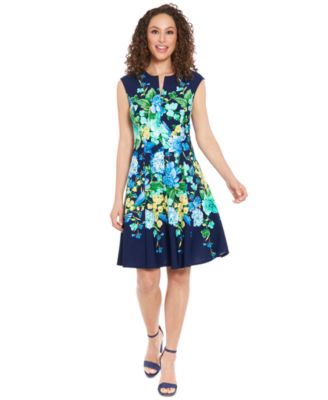 Vestido tubo con cuello asimétrico (copia)