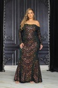 Vestido brillante con hombros descubiertos