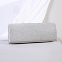 Clutch de fiesta con diamantes